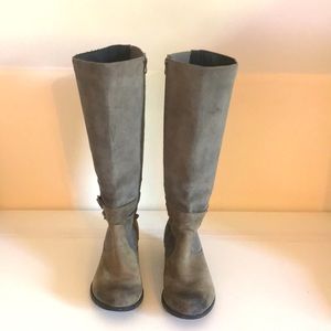 Sorel gray/tan suede knee high buckle boot  (women’s size 10.5)